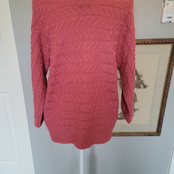 Sweater - Picture 5 of 5